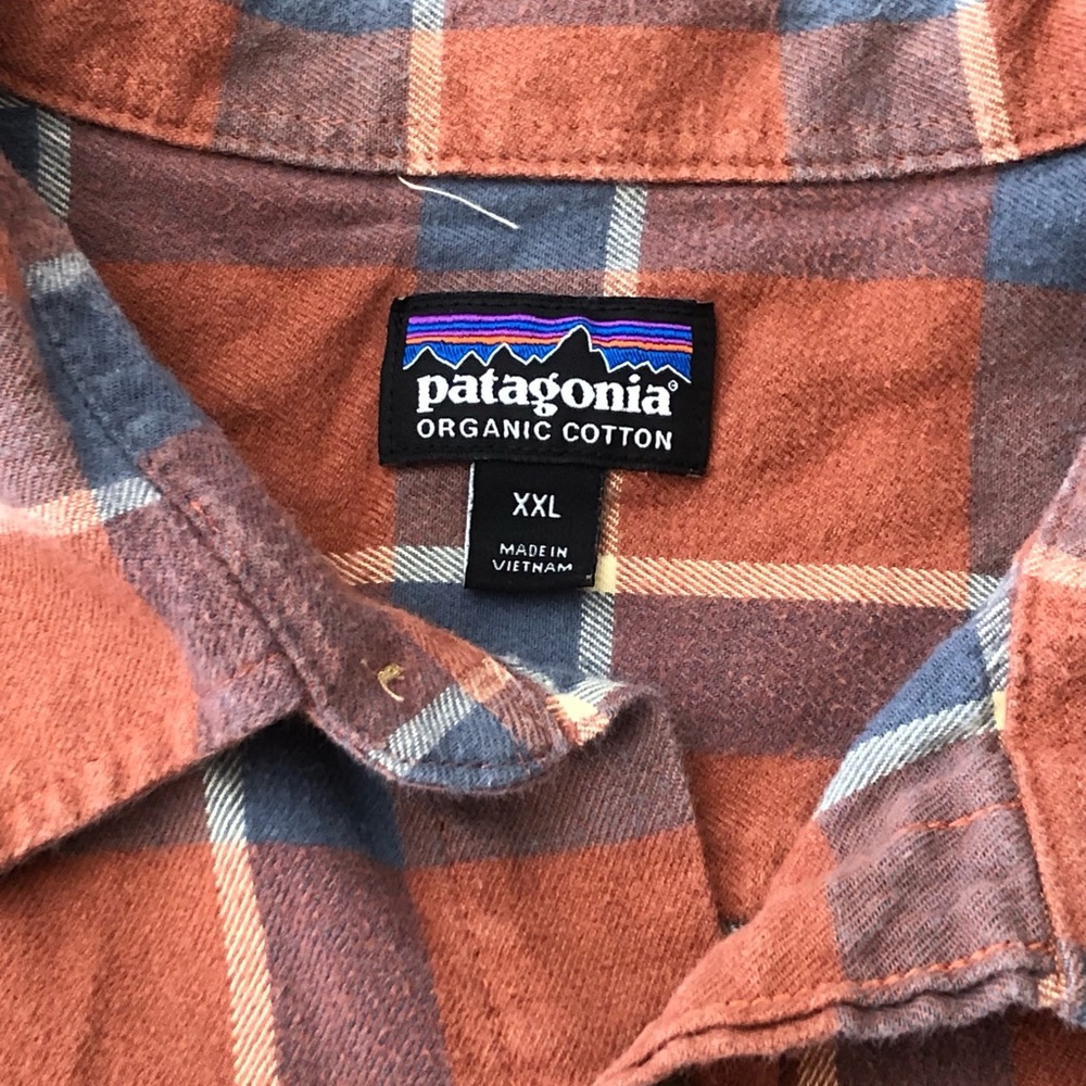Patagonia Lightweight Organic Cotton Shirt in Rust Orange & Blue Plaid 
Size XXL